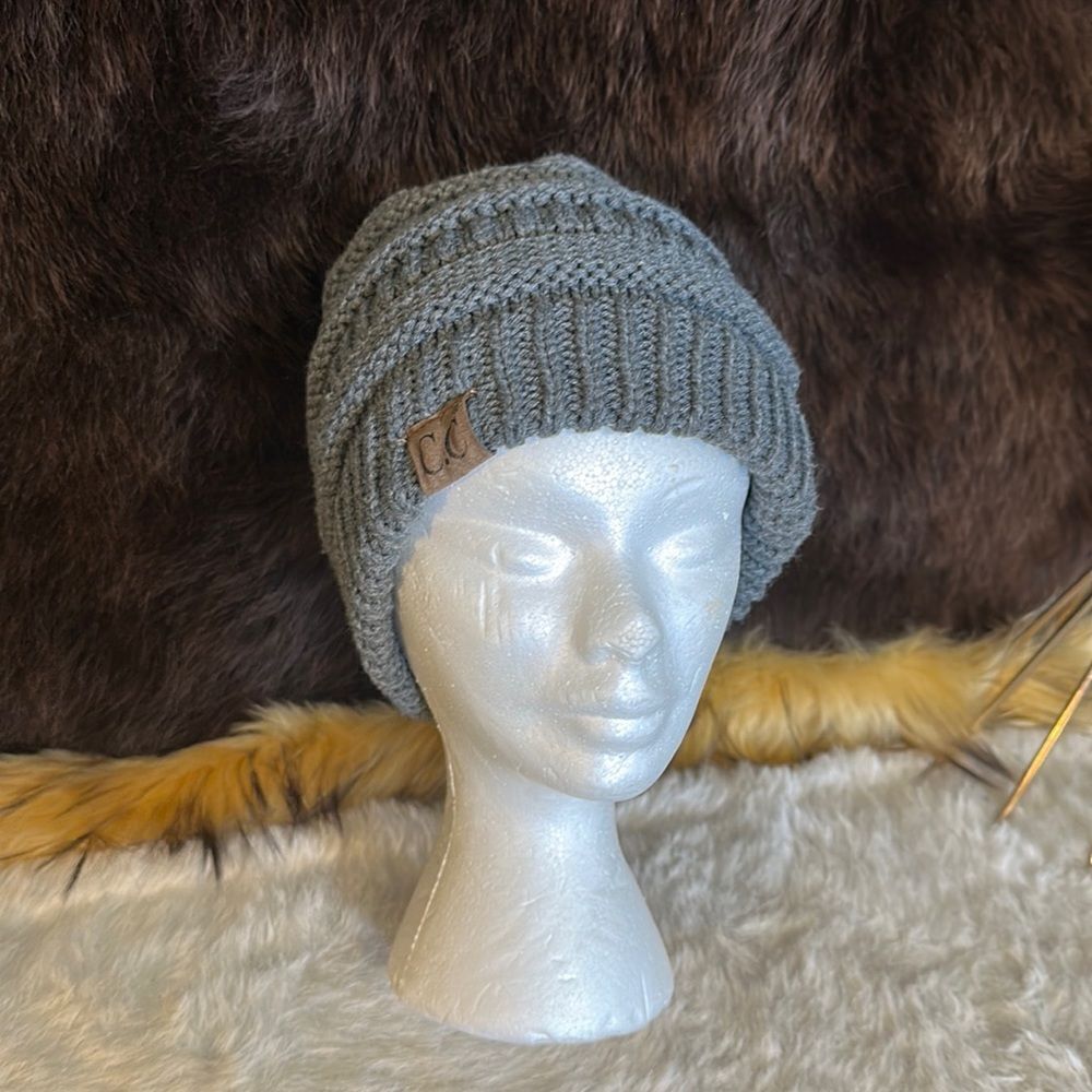 CC BEANIE OS (6031)